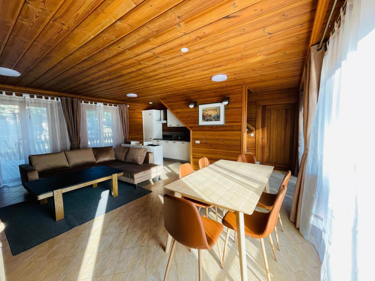 Salkoni Apartamento Pape Exterior foto